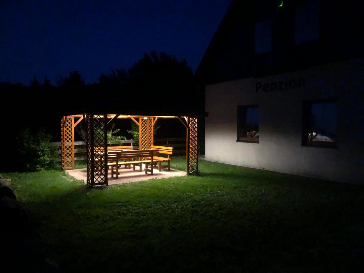 Penzion Florian Moldava Buitenkant foto